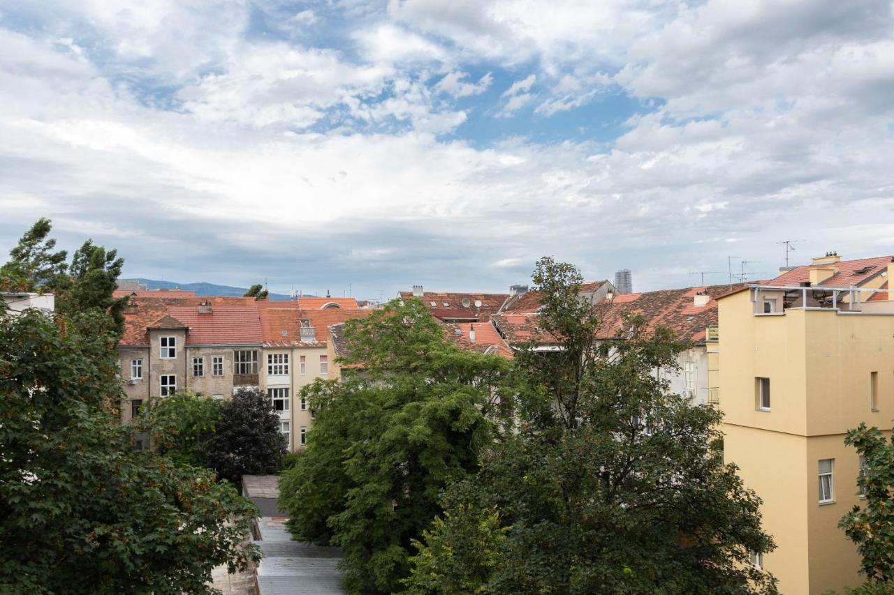 Bright And Modern Apartments In City Center Zagreb Eksteriør billede